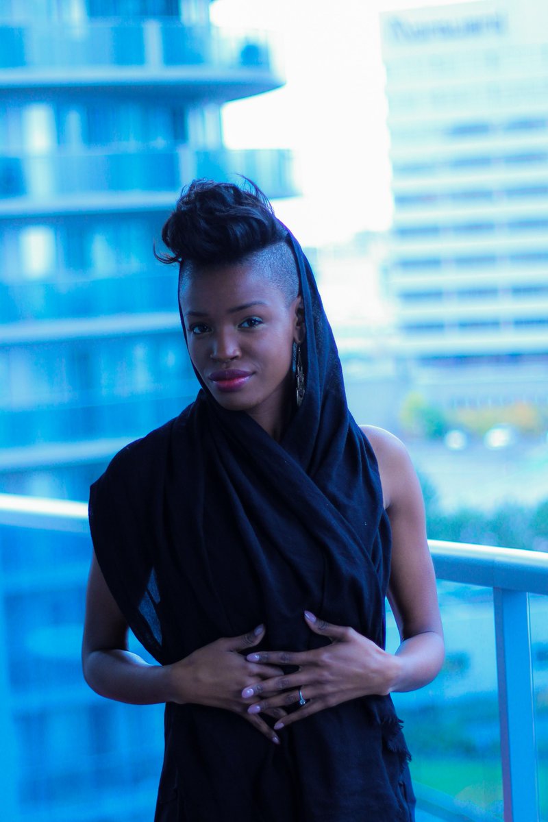 ZimeleCAN's tweet photo. We're excited to have the lovely and entertaining Jahmeelah as tomorrow night's MC. Join the Jam Fam at msjam.ca http://t.co/VcL7je4myf