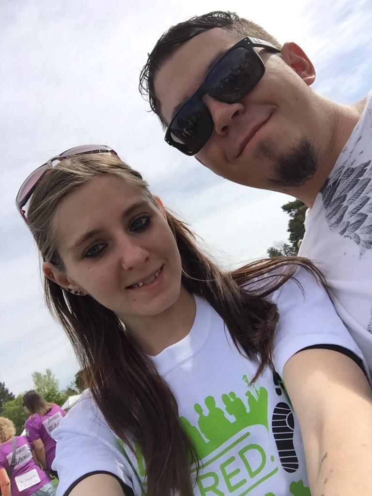 DarkAngelFreak's tweet photo. Fun day at walkMS! #walkMS #walkMSdenver #park #beautifulday #support #happy #tired #donate http://t.co/tYeLgDZ36q