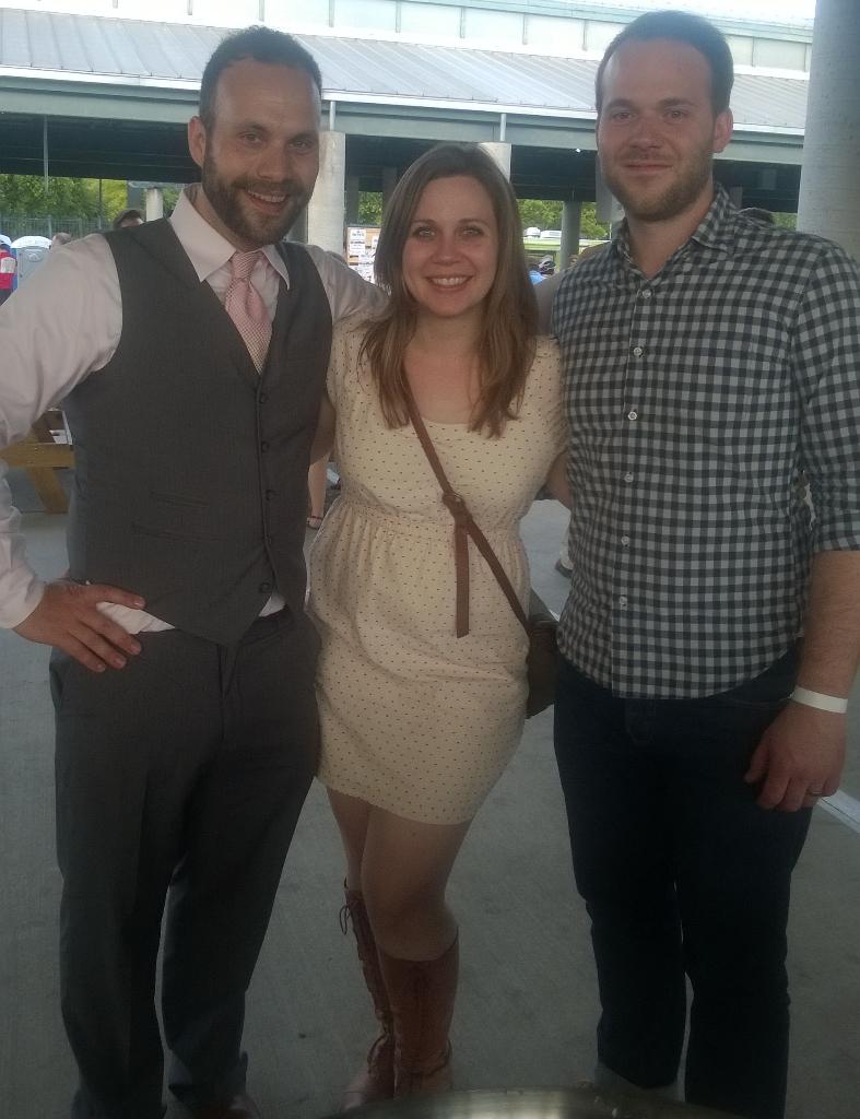cancermatt2's tweet photo. The whole @nashbeerblog crew: @justin_branam and @leahcs and @cancermatt2 at @frontstretchfest #Nashville http://t.co/KdFKSF9scl