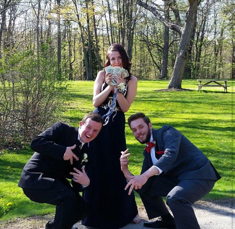 schwendenator's tweet photo. #RiversideProm http://t.co/MC53mffsxQ