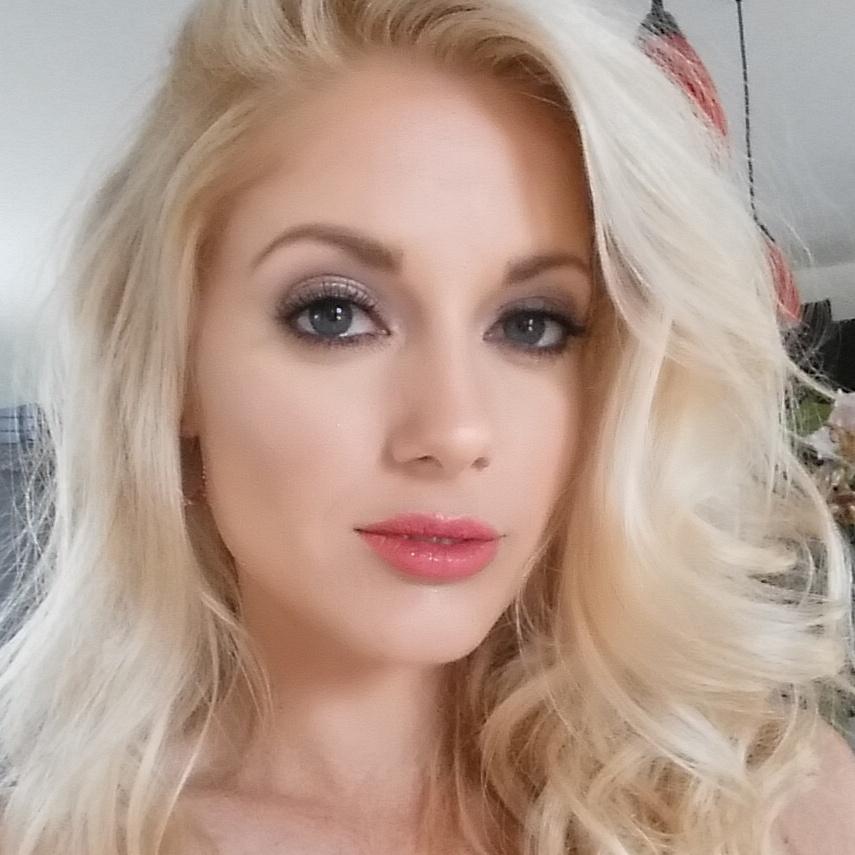 Charlotte Stokely Nude Photos 76