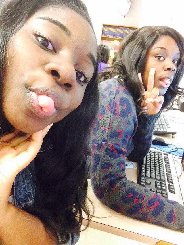 traayyyyyy's tweet photo. Happy Birthday Friend ‼️ #Dirty17 #TurnUp 💃💃💃🎉🎉🎉🎉 http://t.co/2lG9HbVn3A
