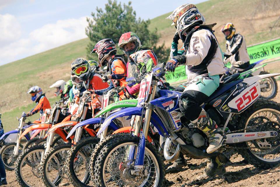 DowneyLaurie's tweet photo. A great day at the track. #Muttco #Grafton #motocross @gregdowney19 @NorthumberlandT http://t.co/h5DnJMY1hR