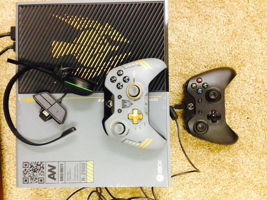 worldinsightful's tweet image. Xbox one giveaway! COD edition. Task force controller, 2nd controller, +headset. Winner selected from RT's May 8th!