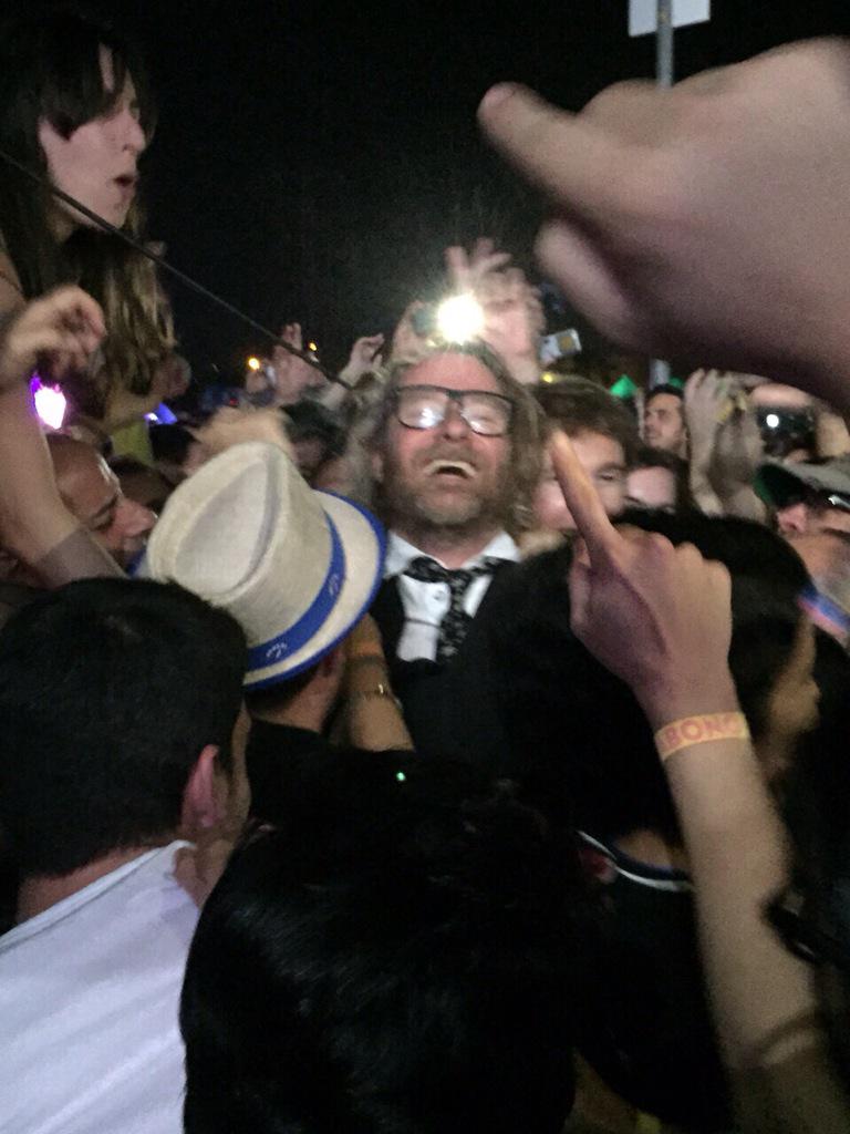 Crazymindsweb's tweet image. Sólo por tener esta foto de @The_National ha merecido la pena vivir este @SOS48Festival #sos48