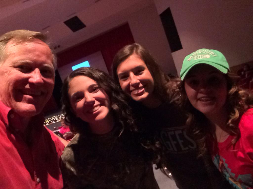 randypittenger's tweet photo. Awesome audience at BHS Magic Belles MBTV Spring Show! #MBTV2K15 #MagicBelles #ILoveBelton! http://t.co/U7geAmfote
