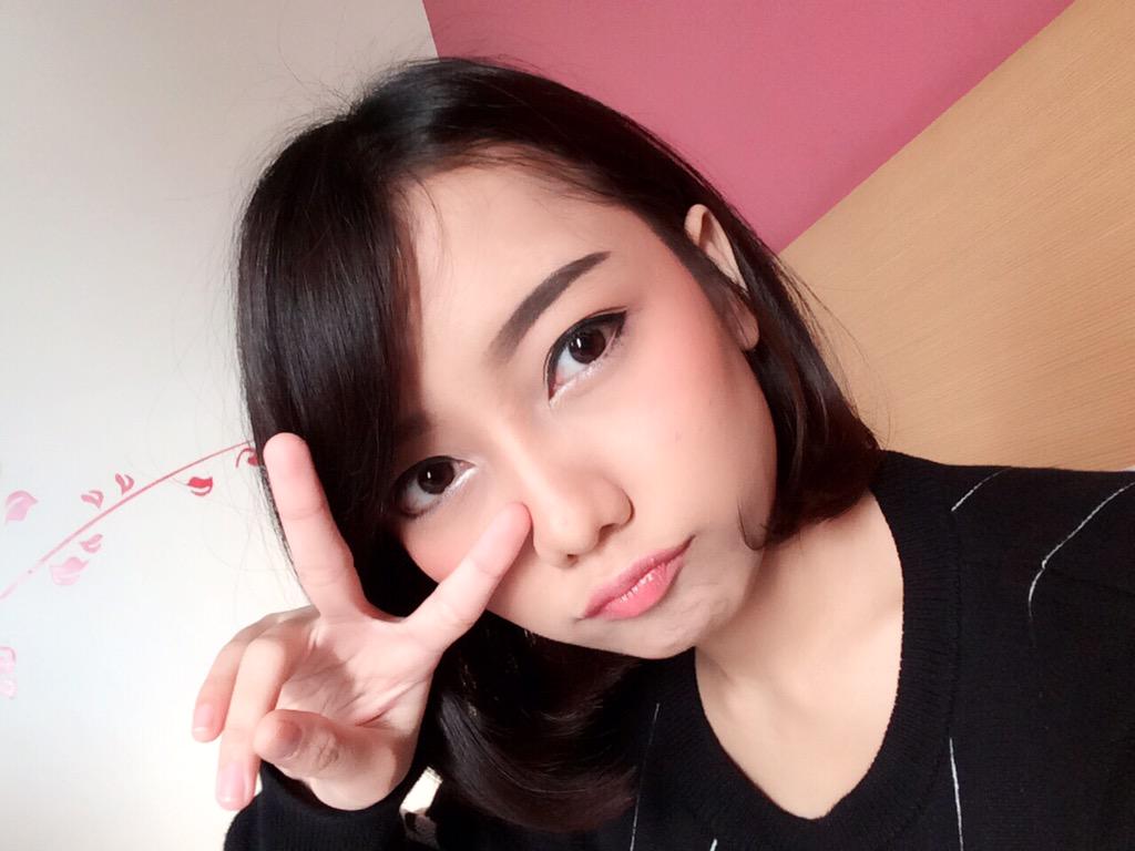Viviyona Apriani (@Yona_JKT48)  Twitter