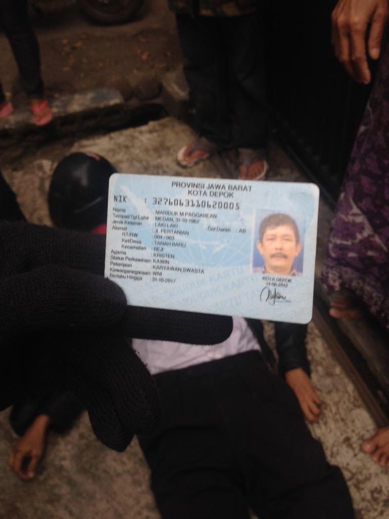 Ada yg kenal dgn nama yg tertera? 

Please help, ada kecelakaan tunggal dengan ktp ini  via <a href="/msantoz/">Mu'min Santoso</a>