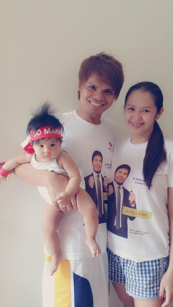 erwinrrobles's tweet photo. #GoMAnny http://t.co/sS2afbzlHQ