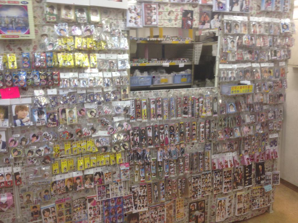 芸能人生写真 ジャニーズ 生写真 三代目 a 超特急 Kpopもあるよ 3jsb ジャニショ 超特急 生写真 ポスター バッチ ガチャガチャ 神戸三宮センター街一丁目 そごう側から入って五分 闇ショ アイドル ジャニショ Http T Co K396hnd6ot