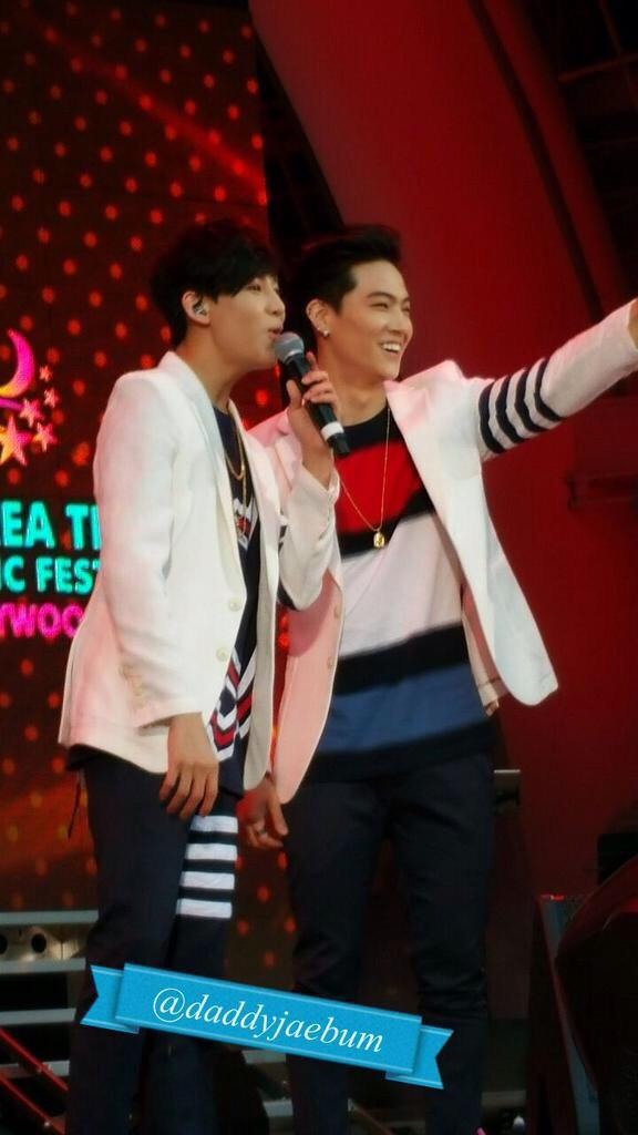 B2XBAM's tweet photo. hey I miss you @B2XJB http://t.co/r30jHFAuFu
