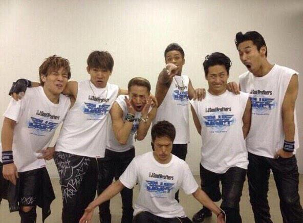 LDH031224's tweet photo. 止まってしまったのでもぅ１回。
三代目がデビューした日でもありリーダーNAOKIの誕生日でも11月10日までに1110RT目指します！！！
初めてだしフォロワーさん少ないので繋げてください🙏🙏

#1110RT
#三代目
#超拡散希望 http://t.co/eMRXM7J7af