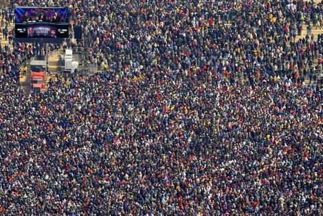 biginuit's tweet image. Mean while in the #phillipines #PacquiaoMayweather