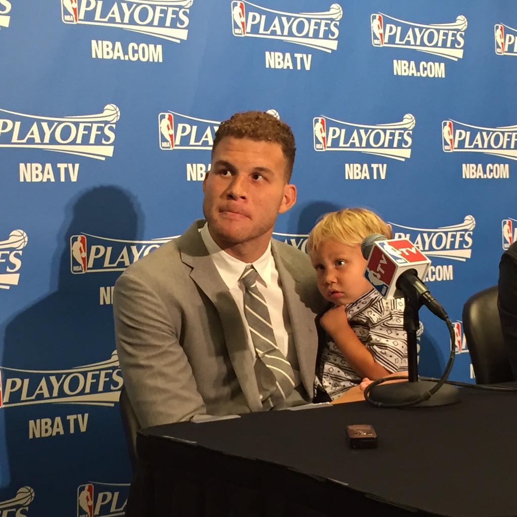 CEDUZDGVIAAtOeL.jpg:large