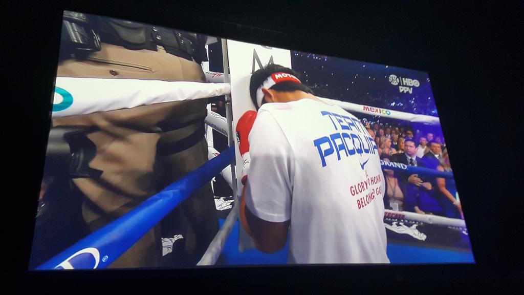 MrScottEddy's tweet photo. #MannyPacquiao: Homeless at age 14 living on the streets of #Manila, now will make at least $80 million tonight. http://t.co/naMRCJcFIU
