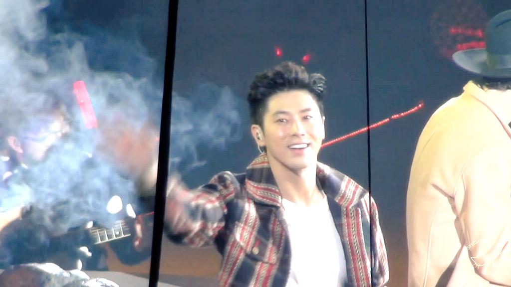 catchuknow's tweet photo. 20150426 SHE (yunho) video update . download plz click➮http://t.co/LOyrlcvQ9O http://t.co/aNi8RYlcoc