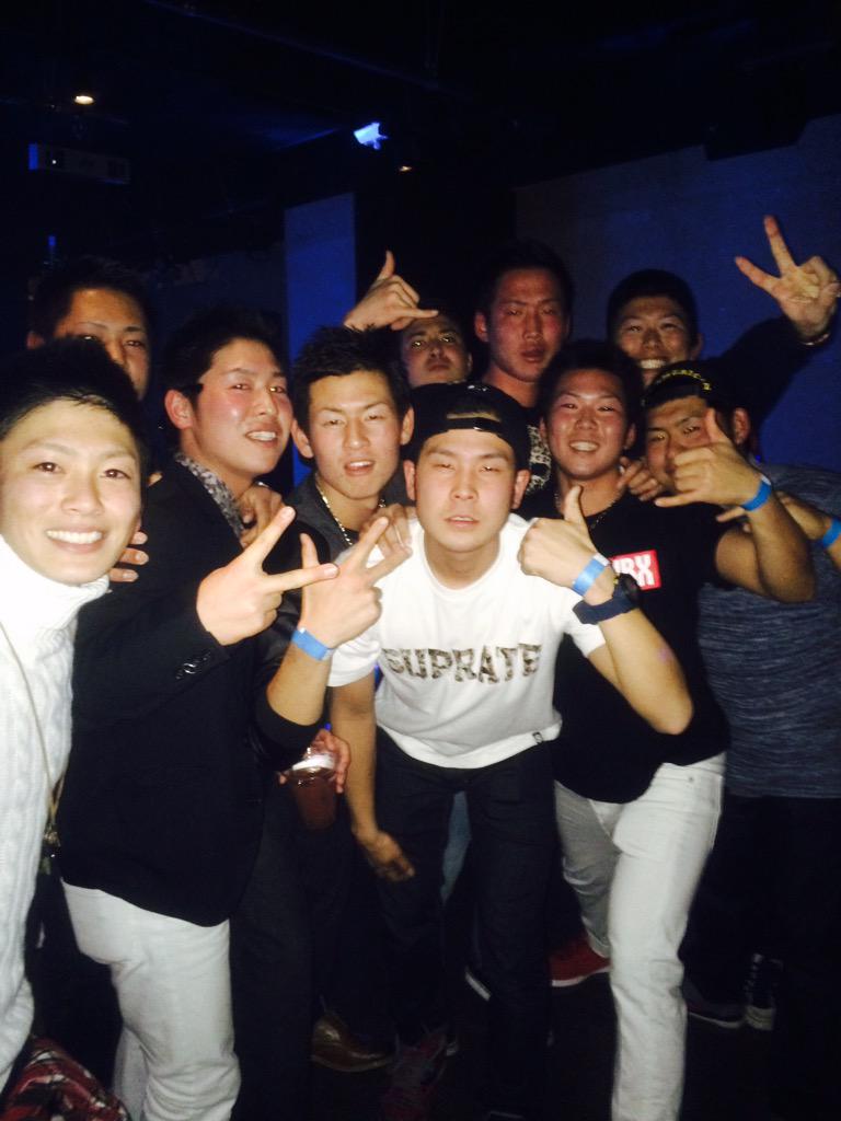 toyohiroooo's tweet photo. 久々パーっとしたい気分やな😎 http://t.co/VlHdpuNmLn