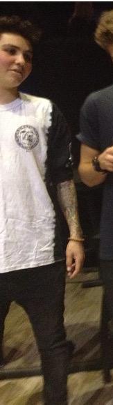 6/6 rare pictures tweet media