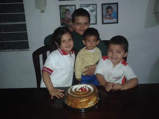 ARAMORENA's tweet photo. #LaPeleaDelSigloEnTD en tempoal, veracruz en familia... http://t.co/BFHGJhGUBp