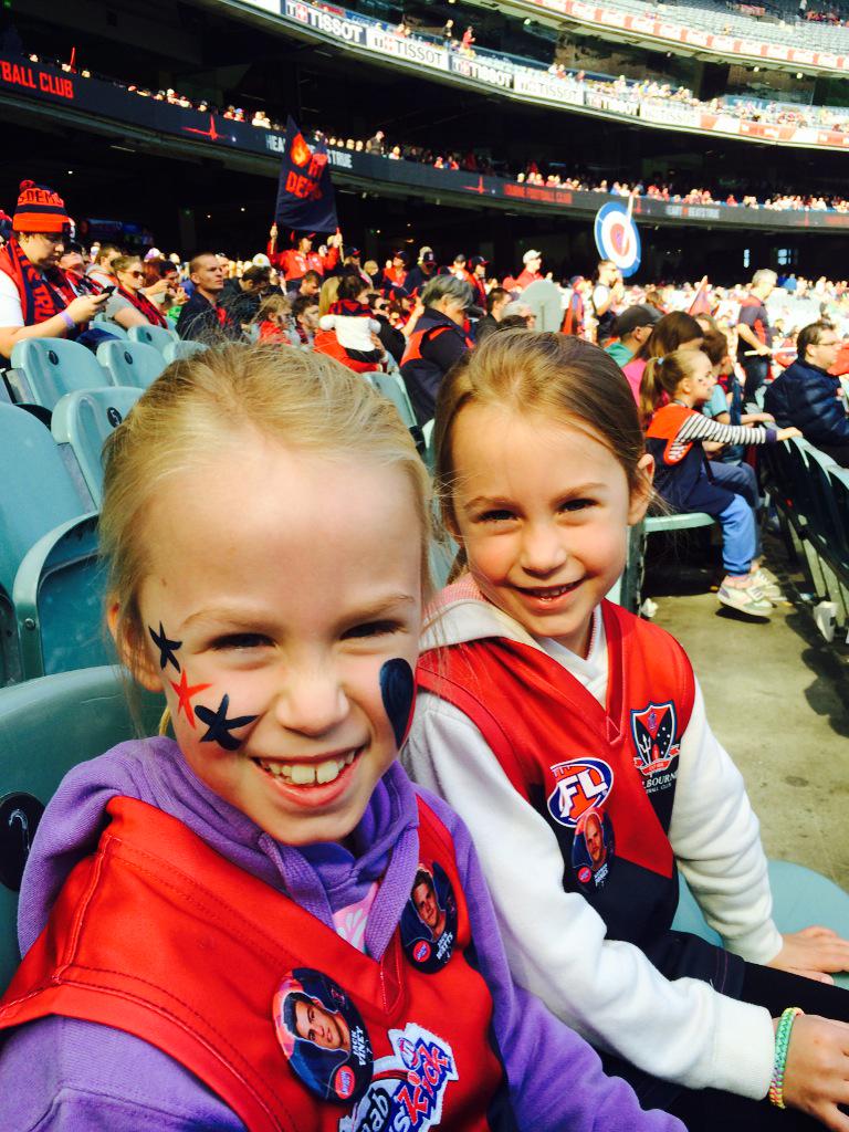 #MCGCrowd  Go Dees!