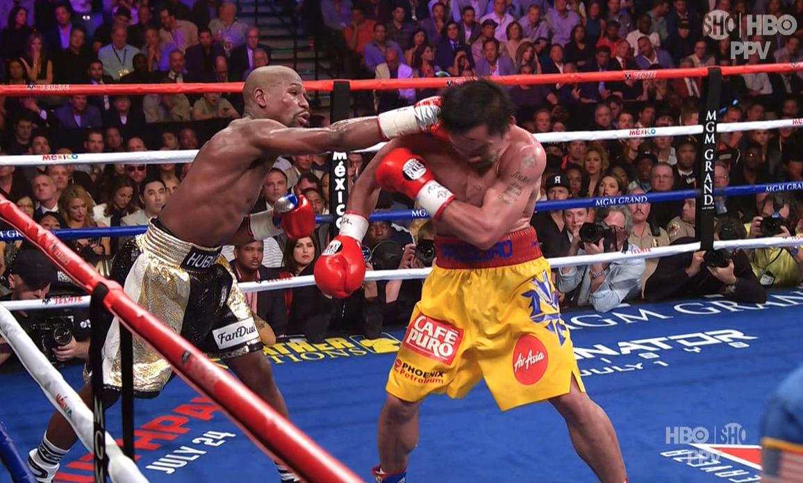 BleacherReport's tweet image. Floyd takes a hit and delivers a counter in Round 10 #MayPac