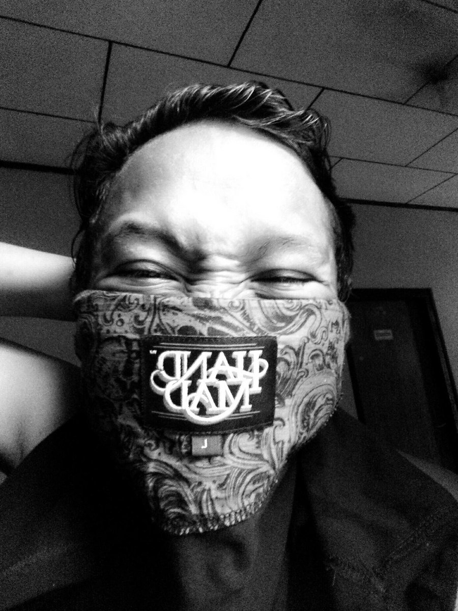 Dengan @HANDMAD_BALI makin percaya diri👍