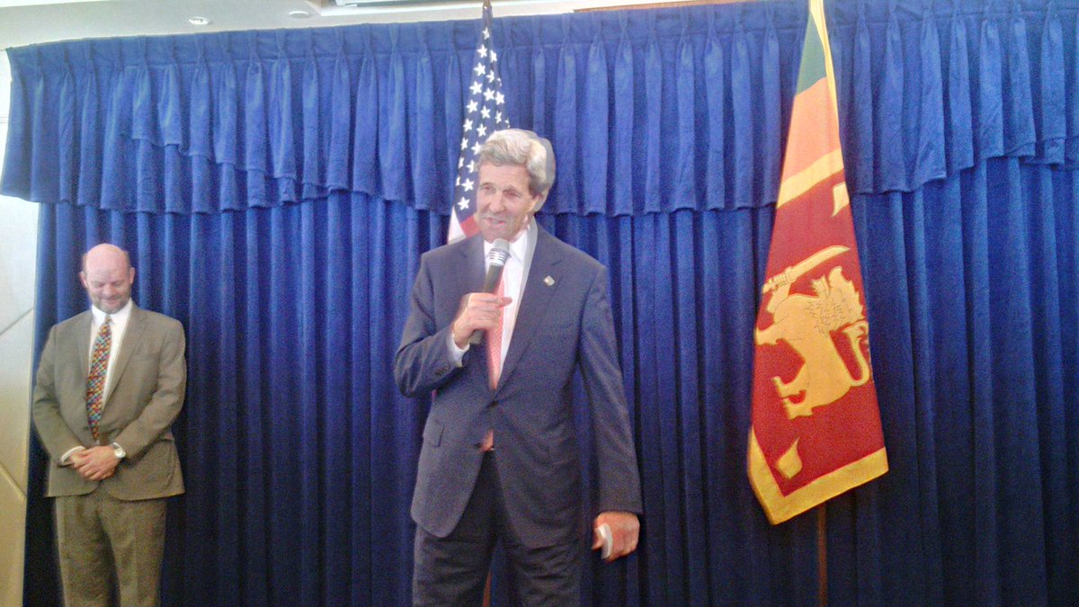 dawnsuni's tweet photo. Getting to meet Secretary Kerry at a special event for Embassy employees! http://t.co/fdLEXrXeUD
