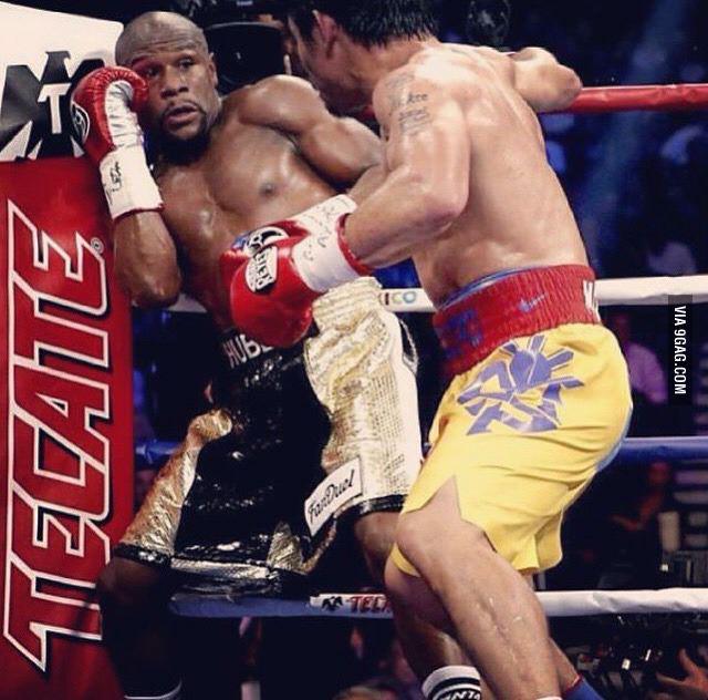 shitlicious's tweet photo. The face of the winner. Yeah right @FloydMayweather~ http://t.co/oxhJqi81dz