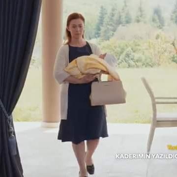 KKaderimin's tweet photo. Canım sen üzülme bak meryem yani melek yüzlü şeytan getiriyo toprağı... :D http://t.co/cr4xRziBOW