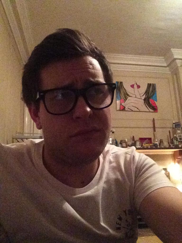 Luckiestloser92's tweet photo. Hahaha One Hot Nerd #Nerdlife http://t.co/WXwXDqhkat