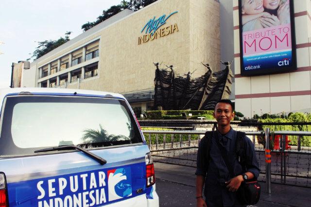 VeiksM's tweet photo. Salam dari plaza indonesia haha http://t.co/1ETZ2neA85