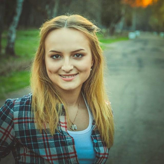 Аузындағы боқ туралы порно видеоларды қараңыз Әншінің мысығы