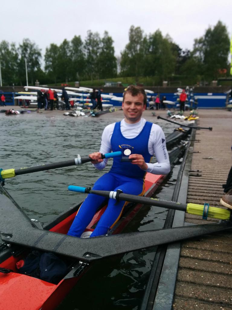 AUBoatClub's tweet photo. #BUCSRegatta Day 1: a cheeky SILVER medal for Ian Walker in MIntLwt 1x! #teamABDN @AUSASport @aberdeenuni http://t.co/g9SrT1tuTi