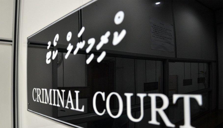 haveeru's tweet photo. "Thiya kodhevvi reloadah shukuriyya" ey buni meehaku jalah http://t.co/LvFdXLHIgJ http://t.co/s7eJSJMfYc