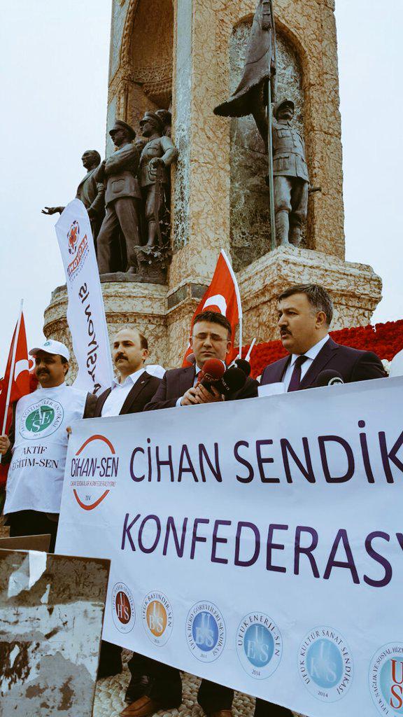 Cihankon's tweet photo. 1 Mayıs ı sevgi,barış,kardeşlik ortamında kutladık.Kutlamalarda emeği geçen tüm üyelerimize teşekk��r ediyoruz. http://t.co/TjVrF95W2x