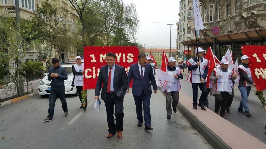 Cihankon's tweet photo. 1 Mayıs ı sevgi,barış,kardeşlik ortamında kutladık.Kutlamalarda emeği geçen tüm üyelerimize teşekk��r ediyoruz. http://t.co/TjVrF95W2x