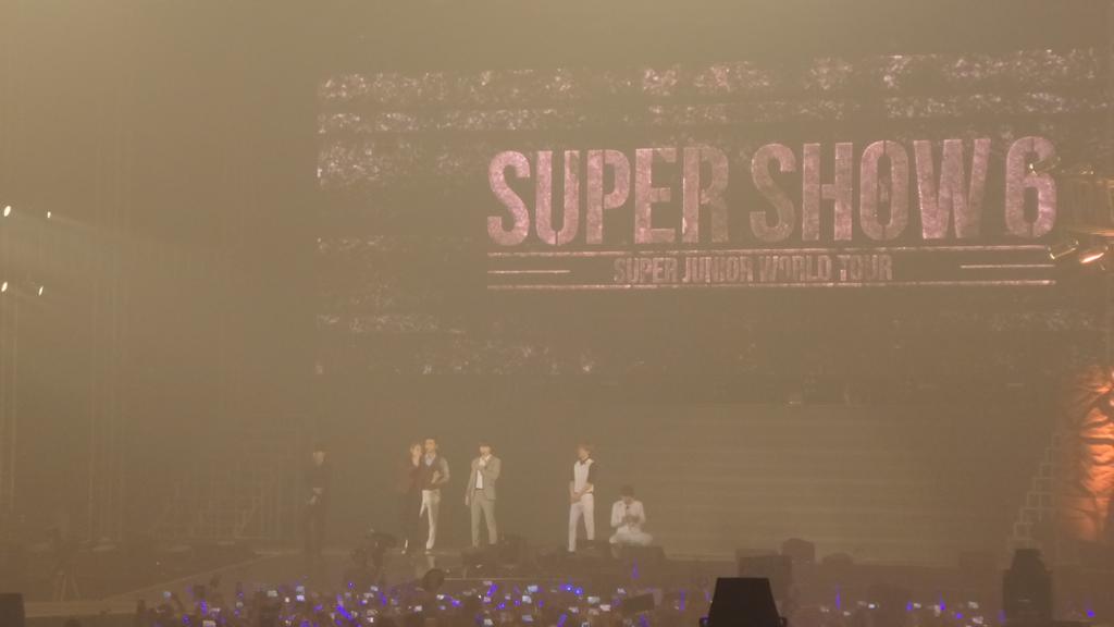 Sup3rJunior's tweet photo. 150503 Super Show 6 Indonesia #BestFandomCA2015 ELF #SS6INA @EmeronLovely: "Jakarta in My Heart " -SUJU- #LovelySS6 http://t.co/xlUFDouVlp