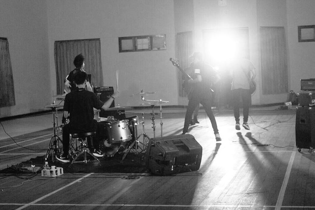 Lunatic Records tweet media