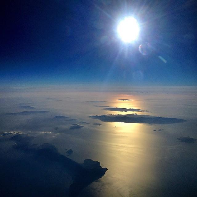 DeltaBravo33's tweet photo. Instagram : by flyarnie - #greek #islands #cruise #cyclades #seaofcrete #naxos #paros #aviation #pilot #pilotlife #… http://t.co/aWboBgLiR5