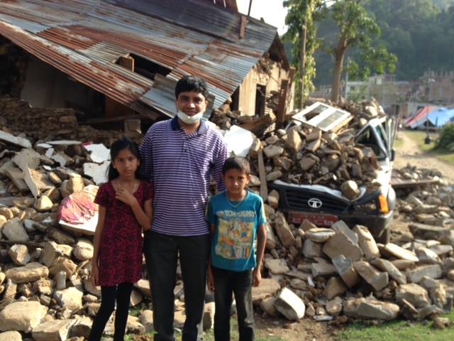 ECF_Nederland's tweet photo. Help arrives at most severely affected areas of #Nepal http://t.co/pA1MiqhSgf #NepalEarthquake http://t.co/1hpdXjAeNQ