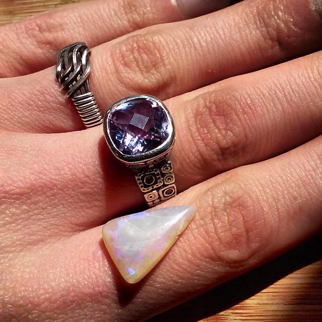 sunshyneworks's tweet image. I think it wants to become a ring, what do you think? #handpolished #opal #nopowertools