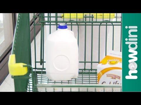 Eco_ArtProject's tweet photo. How to reduce packaging waste http://t.co/B32jWhDbYb #staged http://t.co/HXLVNXyJvd