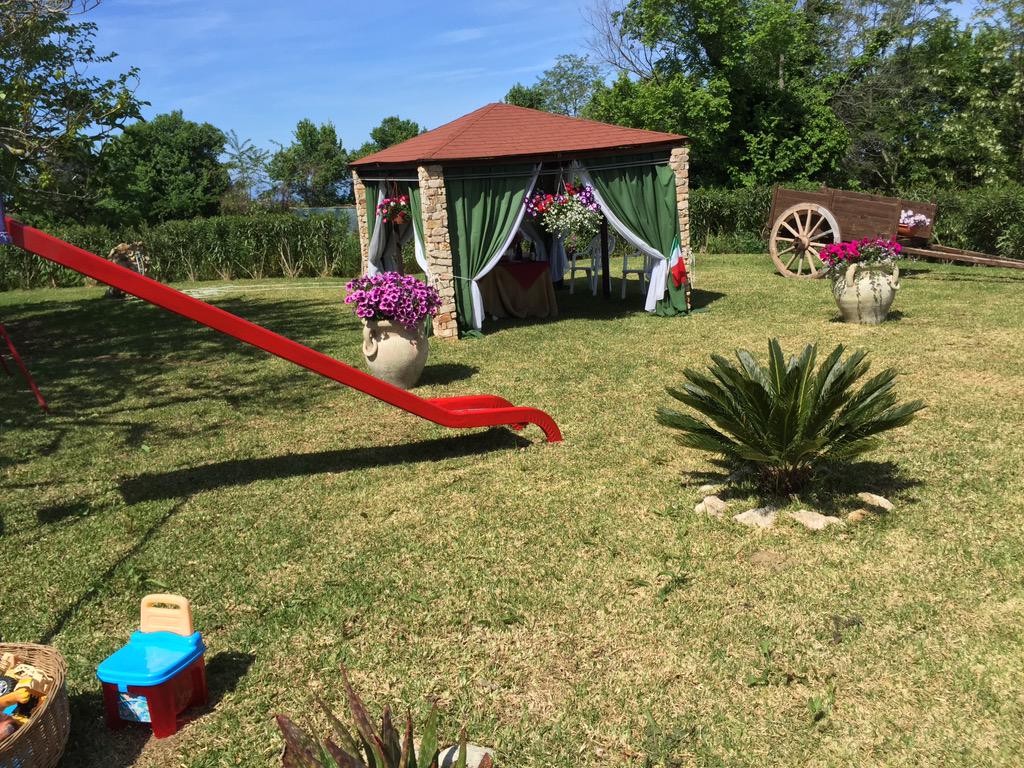 labussolahotel's tweet image. Ci troviamo al tour gastronomico della #nduja di #Spilinga, mentre Francesco spiega, noi approfittiamo del relax...