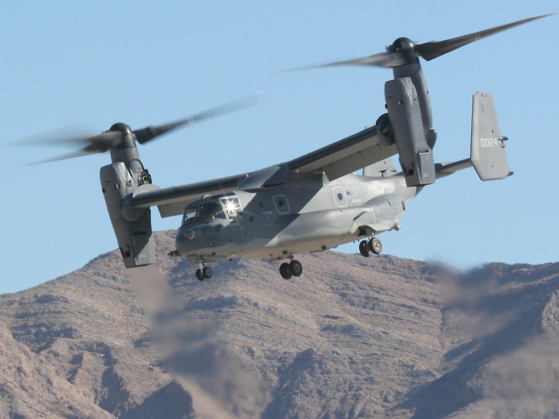 kundadixit's tweet photo. US bringing 4 VTOL Ospreys and three Hueys to #Kathmandu fm Okinawa to help carry relief for #NepalQuake villages http://t.co/c1hNtIDW5n