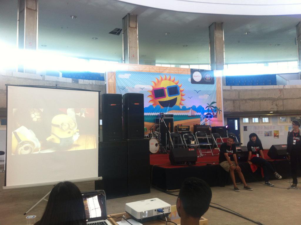 MeetUpEO's tweet photo. Malang vidgram sekarang lagi beraksi loooh http://t.co/P1xaXrja29