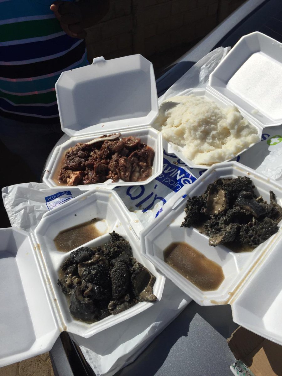 hothaata's tweet photo. Kasi breakfast re ja digorolo http://t.co/gMsxcKOekT