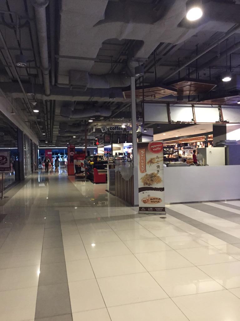 muay_is_happy's tweet image. Seacon bangkae ณ เวลา 17.08 น. @js100radio