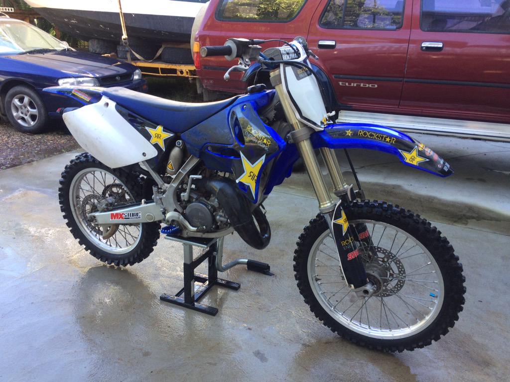 AshtonCoen's tweet photo. Putting my bike up for sale so I can upgrade #upgrade #Coenashton #itsmylife #yz http://t.co/77EH1cgMfe