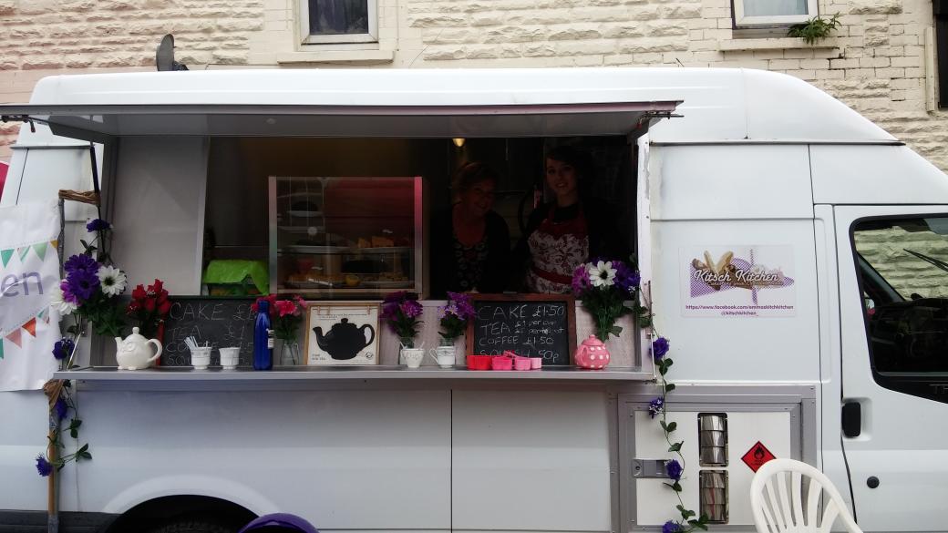 chrismjen's tweet image. Almost all set up at @madeinroath2015 Made in Spring on Plasnewydd Road. The weather has dried up, so come along!