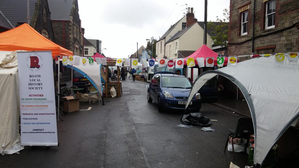 chrismjen's tweet image. Almost all set up at @madeinroath2015 Made in Spring on Plasnewydd Road. The weather has dried up, so come along!